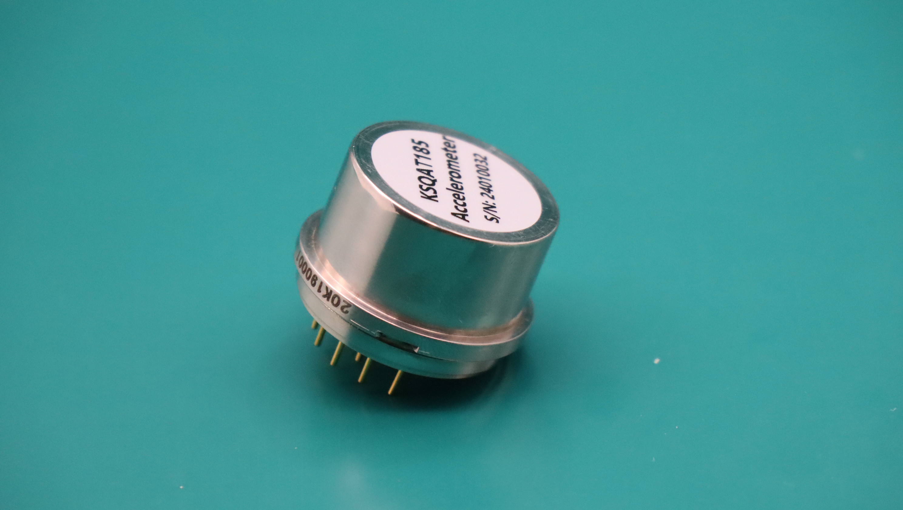 Precision Accelerometer Sensor with Wide Operating Temperature Range，Scale