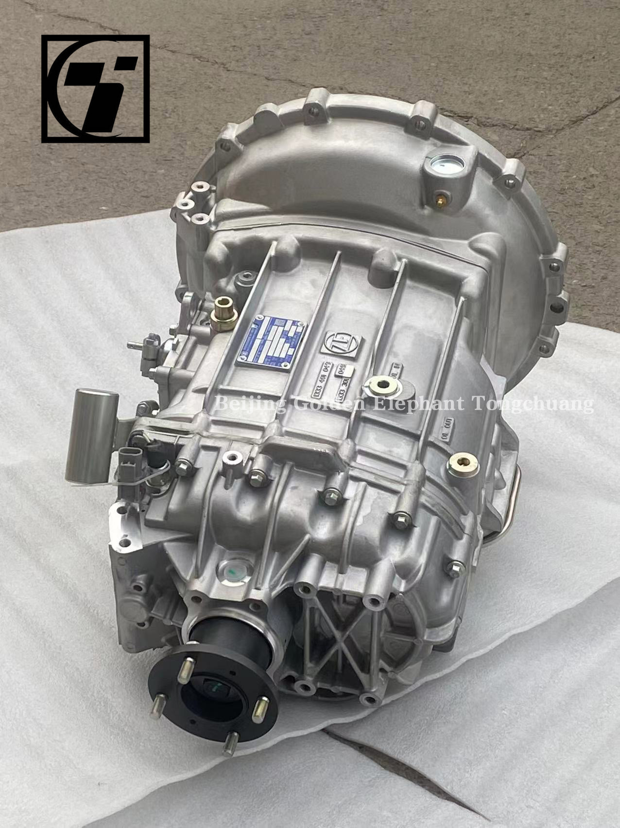 Foton Car Model AUMARK S 915 5 Speed Transmission Assembly Genuine L1171010110A0 Wave Box 1333 050 065 79*53*58cm