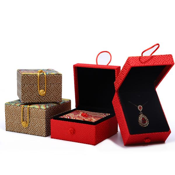 Handmade Velvet Jewelry Boxes Material Chinese Style Red Necklace Pendant