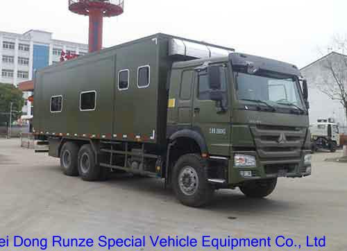 Buy cheap HOWO Camping Truck 20 - 28 Staff With Sleep Bed , Extendable Sleeping Room from wholesalers