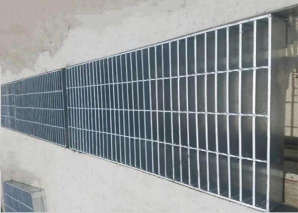 Buy cheap Heavy Duty Grating Trench Cover / Platform Driveway Trench Drain Grates from wholesalers