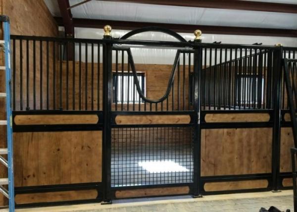 Buy cheap Fully Customizable European Horse Stalls Corrosion Resistant Material from wholesalers