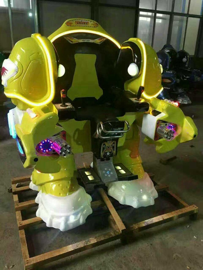Walking Robot Shape Kiddie Bumper Cars Customized Color For Shopping Mall