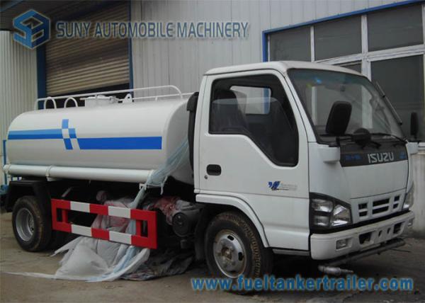 ISUZU Sanitation Truck 4 X 2 2 Axles 4 m3 - 5 m3 130 hp Self-sucking centrifugal