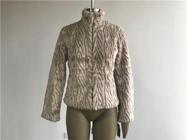 Buy cheap Milk Textured Ladies Faux Fur Coats Funnel Neck Chubby Coat TW75506 from wholesalers