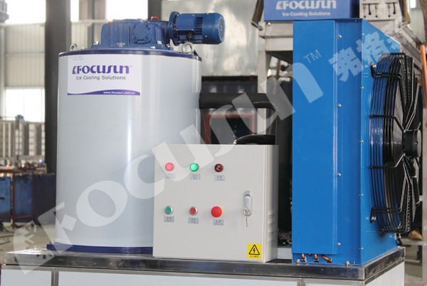 2200*1050*1550mm Flake Ice Machine water Cooling For Fishing Boat