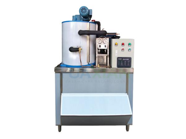 Quality Small Flake Ice Machine Air Cooled 500kgs 220V With Ice Storage Bin for sale