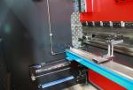 Steel Corrugated Hydraulic Press Brake , Sheet Metal Bending Machine