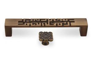 Wholesale Coffee Color Kitchen Cabinet Handles And Knobs Zinc Alloy Material 96/128/160mm from china suppliers