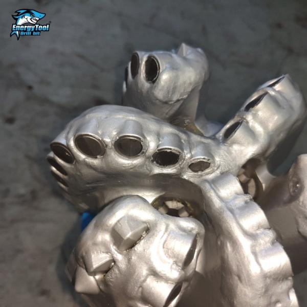 Buy cheap PDC Rock Bit 6" Steel Body 6 Blades of Oilfield Diamond Drilling Tool from wholesalers