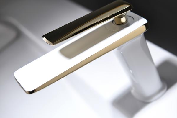 Buy cheap T&F Bathroom Basin Faucets , Chrome Brass Single Hole Basin Mixer Tap from wholesalers