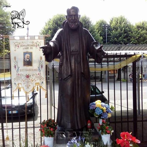 Buy cheap BLVE Saint San Padre Pio Bronze Statue Italy Famous Priest Father Sculpture Life Size Religious Church Antique Outdoor from wholesalers