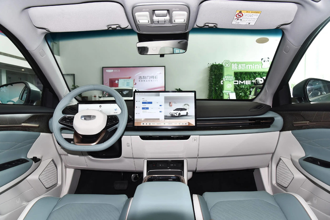 Battery-Electric Cars Geely Atlas 500km Flagship Model Ultra-Fast Charging