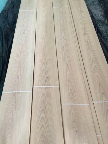 Well-Sliced American Cherry Natural Wood Veneer for Furniture Door Panel