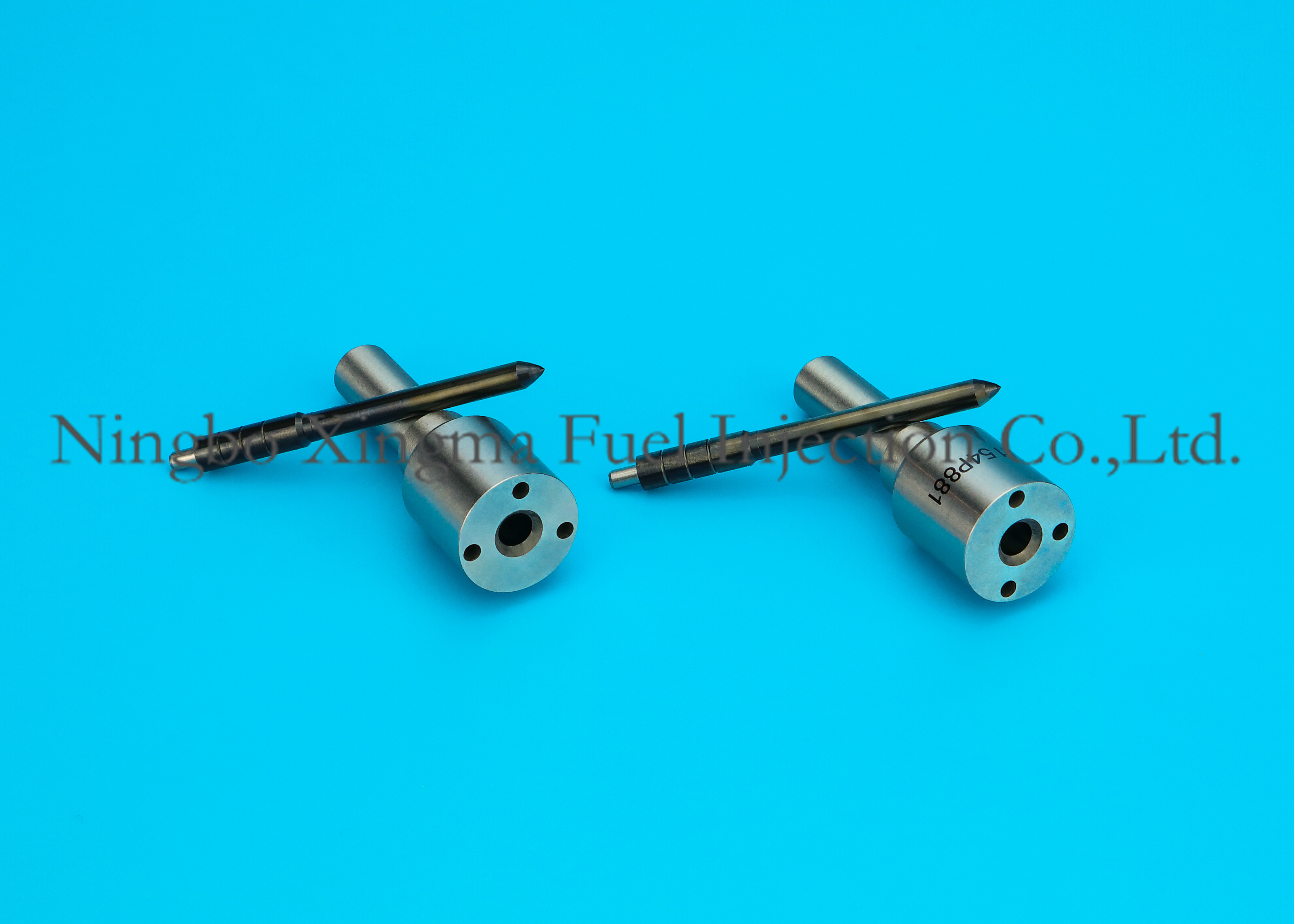 High Precision Denso Diesel Engine Injector Nozzles Black Color Needle DLLA154P881 , 0950006290