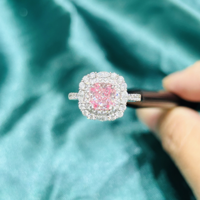 IGI Certified Lab Diamond Jewelry Cushion Cut Pink Diamond Ring 1ct