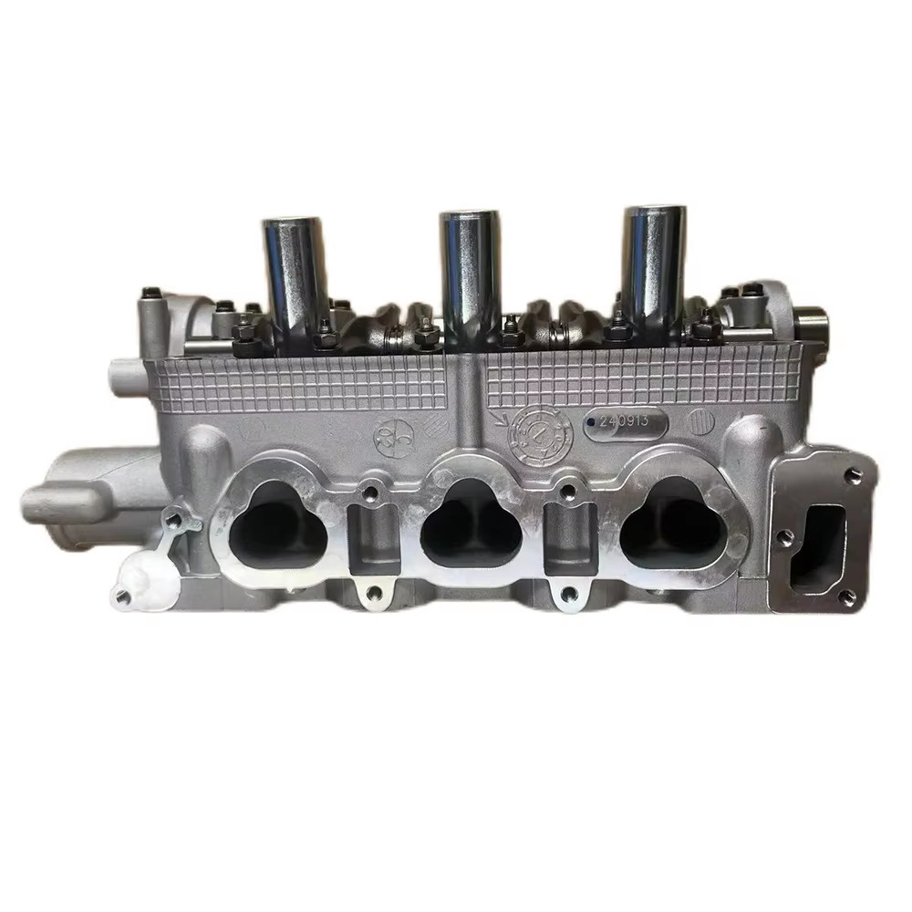 Auto Engine Parts Complete F8D Cylinder Head 11100M79G00 11100M79G001 For Suzuki Maruti Alto 800 F8D RF308 SOHC 2007 - 2012