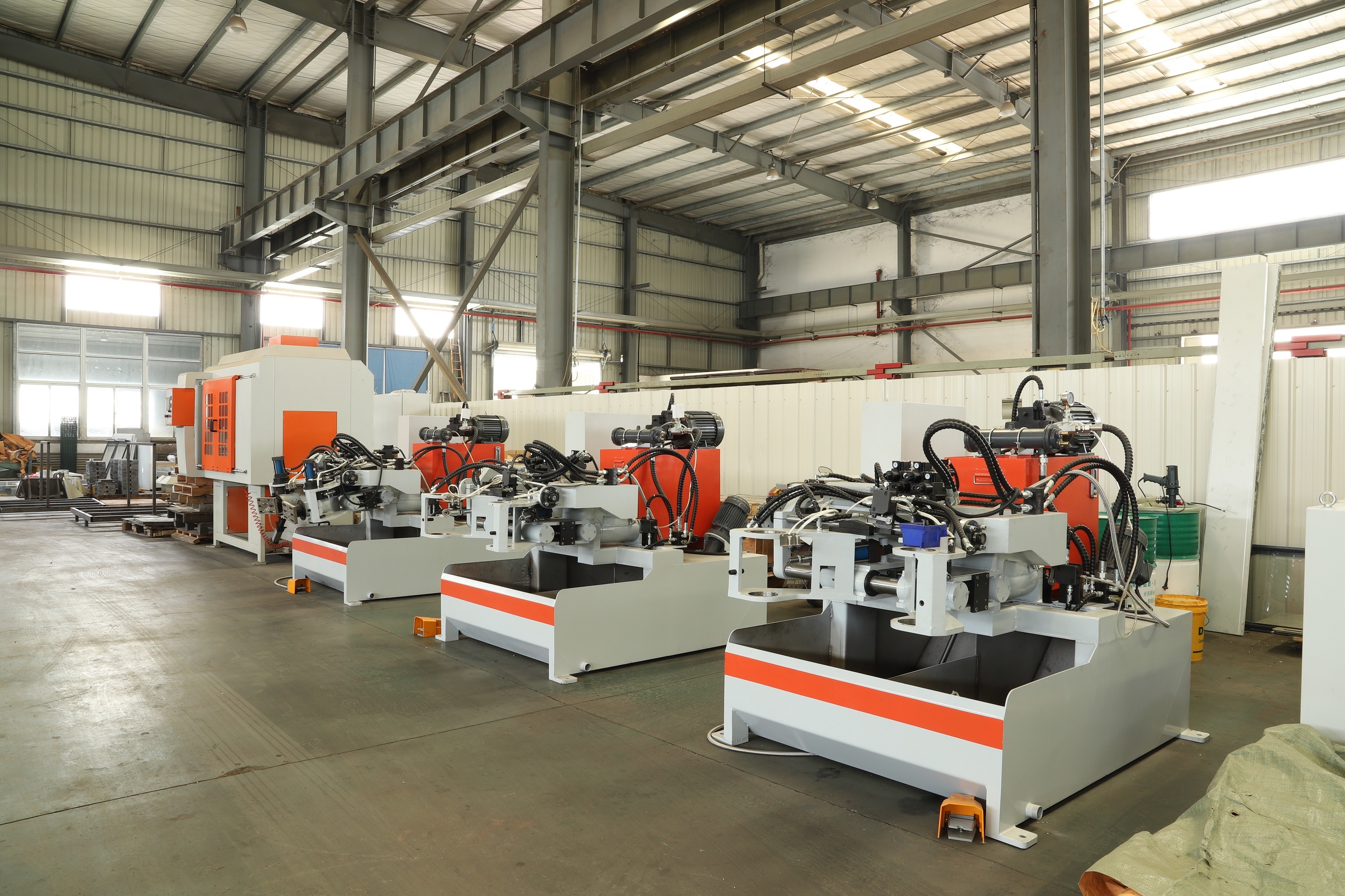 Energy Saving precision machining Easy Operation Gravity Die Casting Machine For Bathroom Accessories