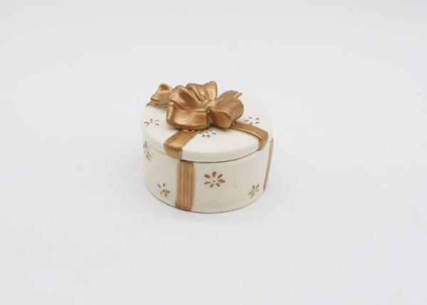 Heart Shape Porcelain Kitchen Canisters Handmade Trinket Box Covered Box With