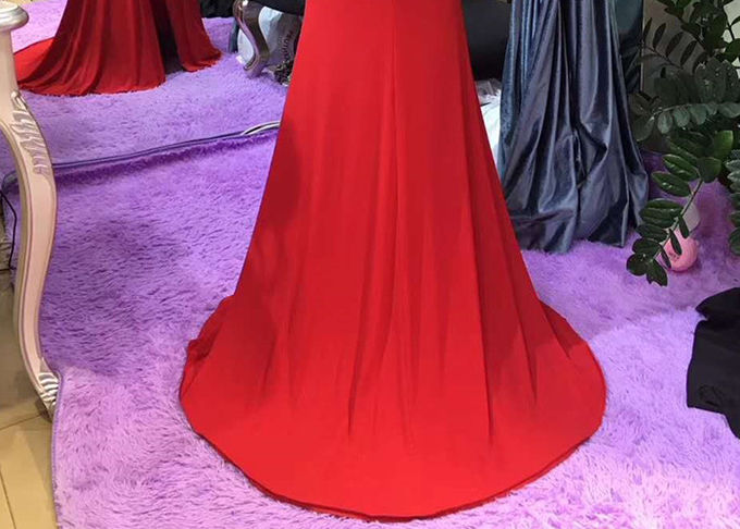 Red Mermaid Style Dress Slit Sleeveless Top Heavy Beading Back Hollow Fishtail