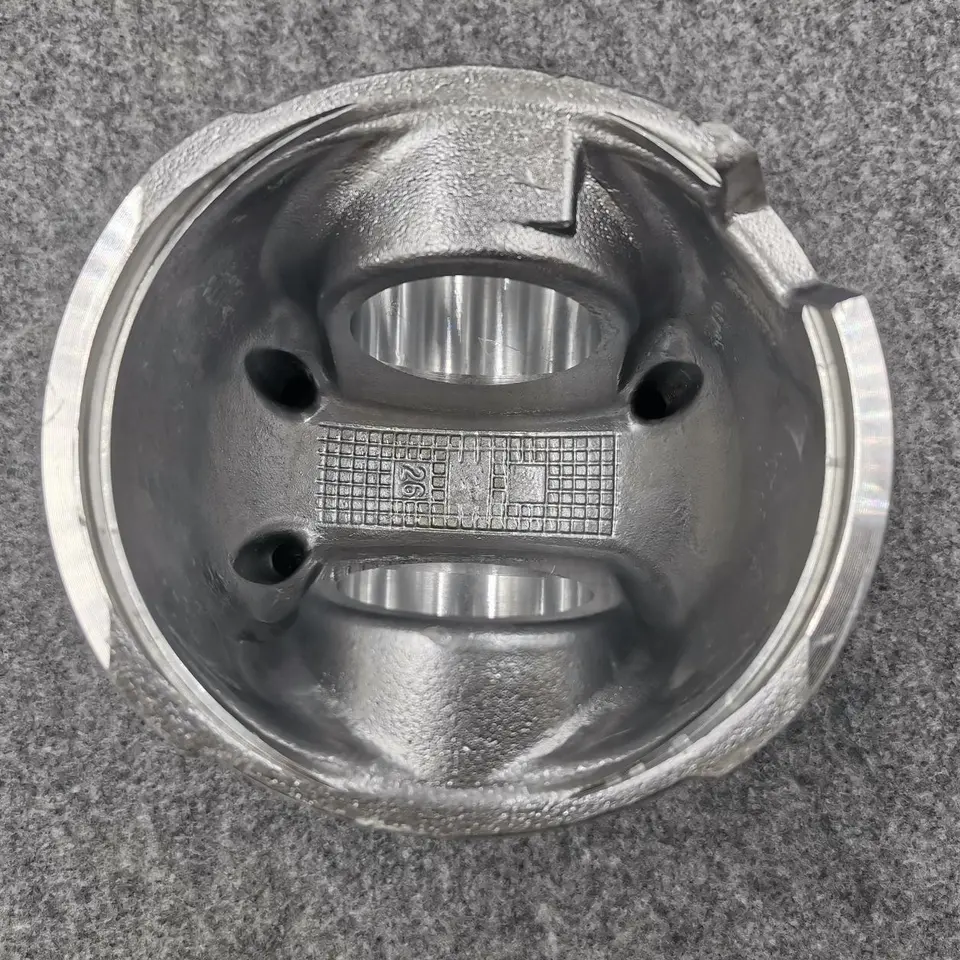 4934860 5295571 4931888 3975868 5336107 Piston for Cummins QSB6.7 Engine Komatsu PC200-8 Excavator 6D107 Engine