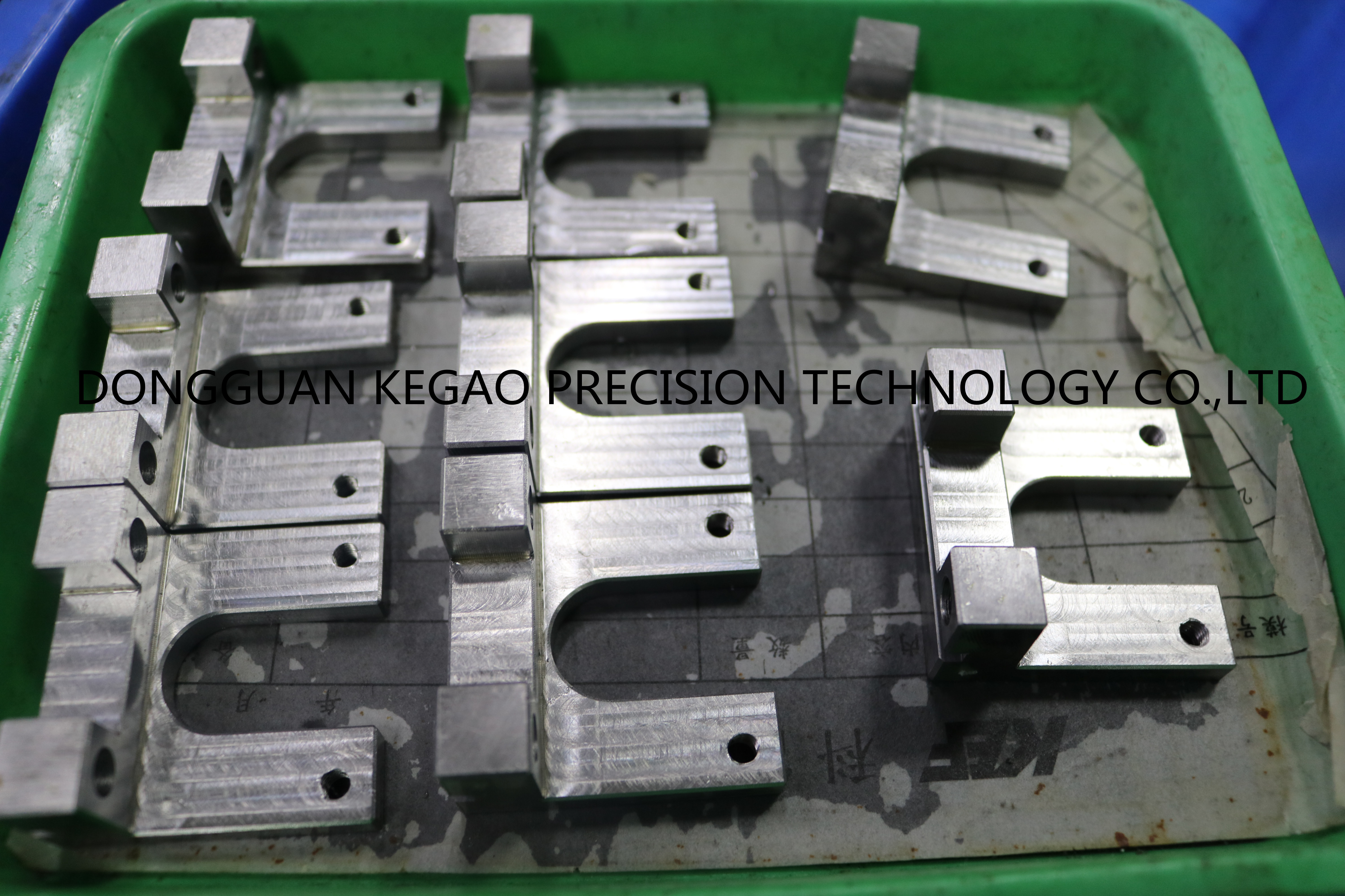 STAVAX Plastic Auto Parts Mould 54HRC 0.001mm Accuracy DME Standards