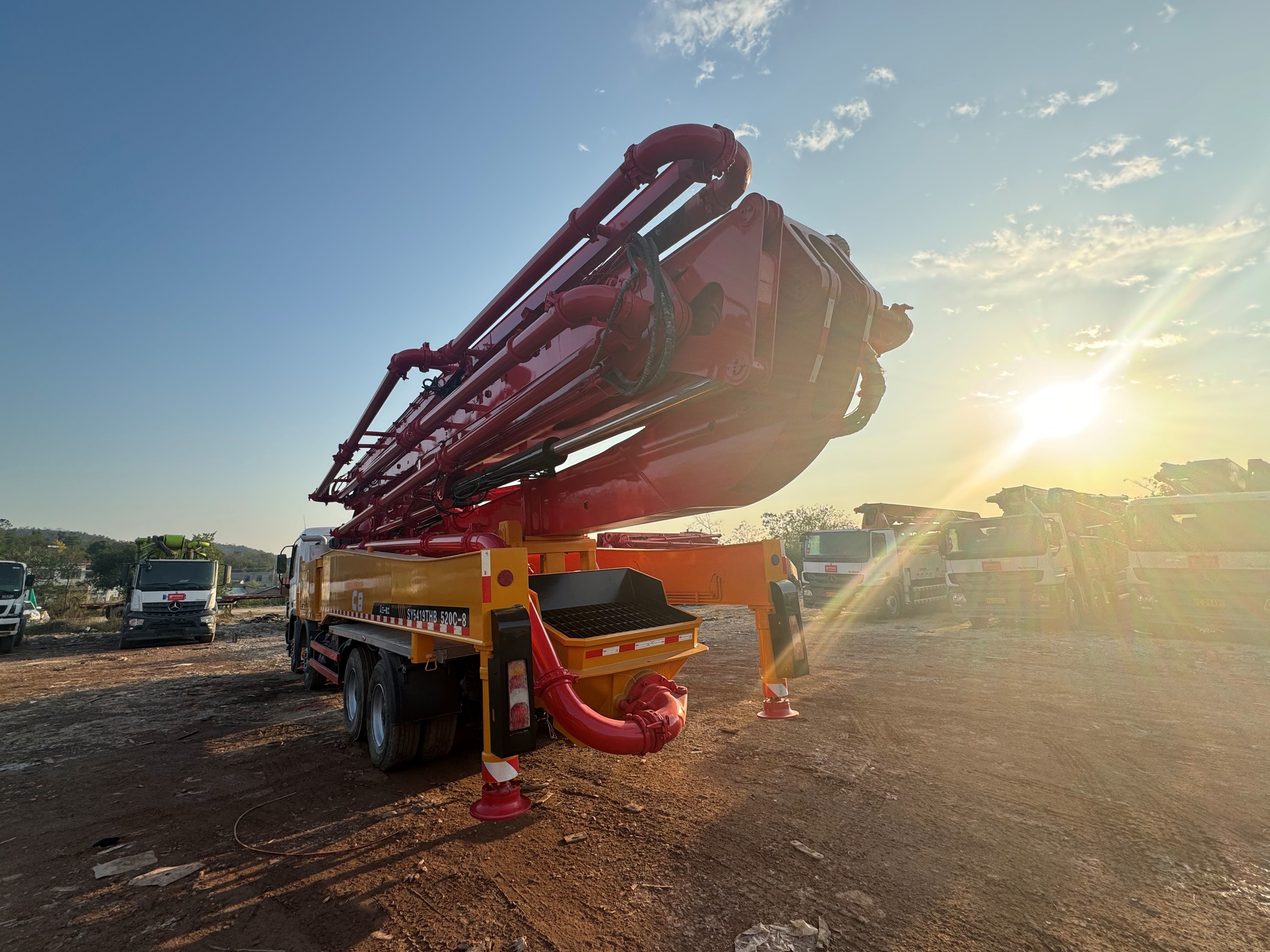 Refurbished 52m Concrete Pump Truck with Mercedes-Benz Chassis works well
