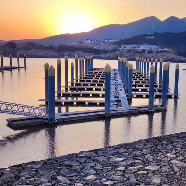 Buy cheap Ship Marine Aluminum Gangways , KS6001 Aluminum Walkway For Dock from wholesalers