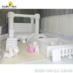 Green Soft Play Equipment Kids Party Ball Pit Inflatable Bounce House Outdoor