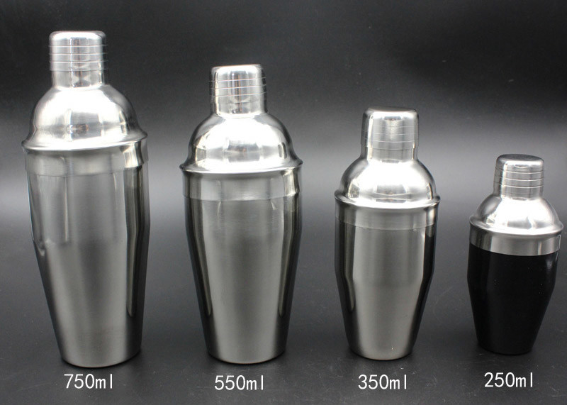 Western Style Kitchen Household Items 750ml Stainless Steel Wine Mixing Cup