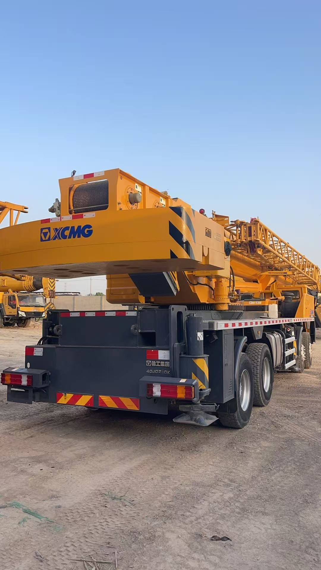 Five-Arm Crane Jib Qy50KC 2023 Years XC MG Mobile Crane 50tons for Heavy-Duty Construction Projects