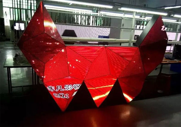 High Performance P5 Full Color Led Dj Booth Screen Table For Club / TV Show