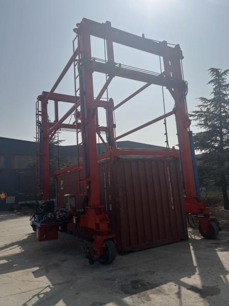 Buy cheap 0-30m/Min Lifting Speed Container Crane Spreader Cabin / Remote Control from wholesalers