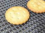 Stainless Steel Rolled Baking Band Chain Mesh Conveyor Belt For Food Production