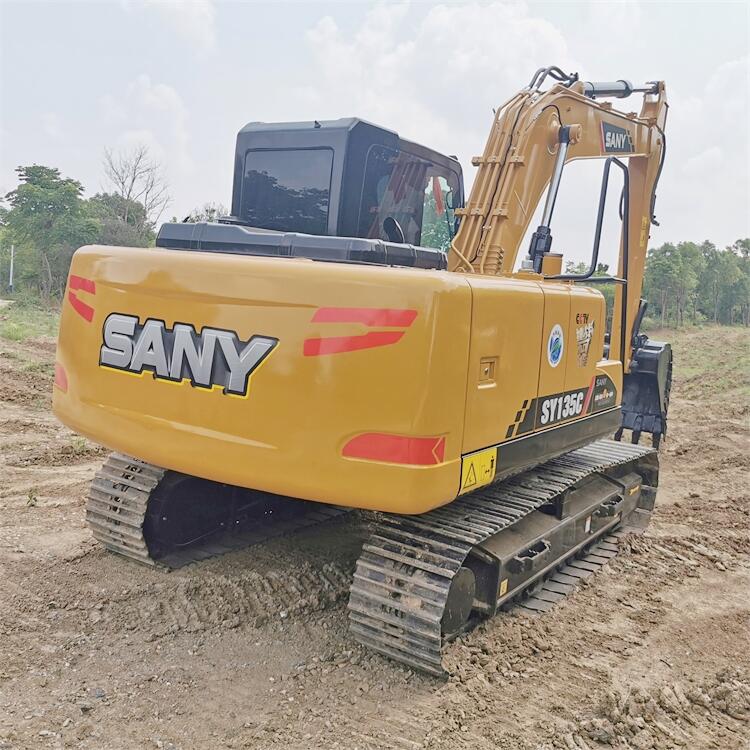 Sell Sany SY 135 Excavator with 13000 KG Machine Weight and 0.53 m3 Bucket Capacity