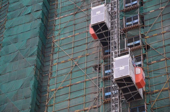 Steel Single Cage 55kw Passenger Hoist Lift For Construction Site SC300