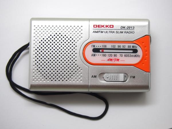 Buy cheap AA Battery Portable AM FM Radio Listening To Music Radio With Speaker from wholesalers