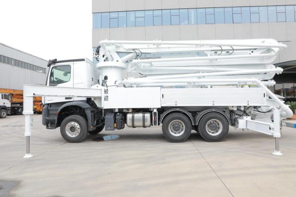 Buy cheap Hydraulic Heavy Equipment 38m Mercedes Benz Concrete Boom Pump for Construction Needs from wholesalers