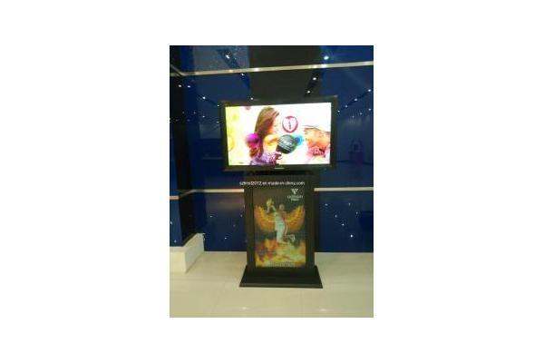 Buy cheap 42" Dual-Side 3D Naked Eye Multi-Media Advertising Player from wholesalers