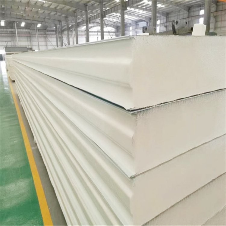 Polyurethane PU Sandwich Panel With 150mm Width Galvanized Steel Surface