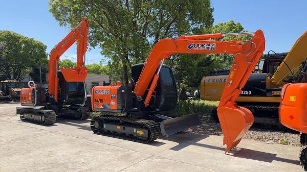 Buy cheap Mini Excavator Japanese Original HITACHI ZX70 Used Digger in Good Condition from wholesalers