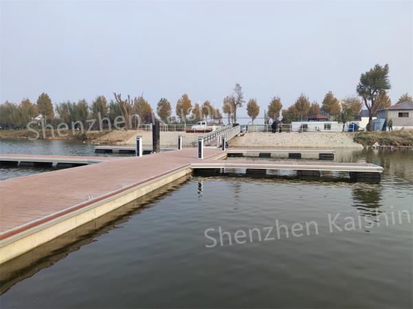 Strong Loading Marine Aluminum Gangways With Customized Floating Pontoon Yacht