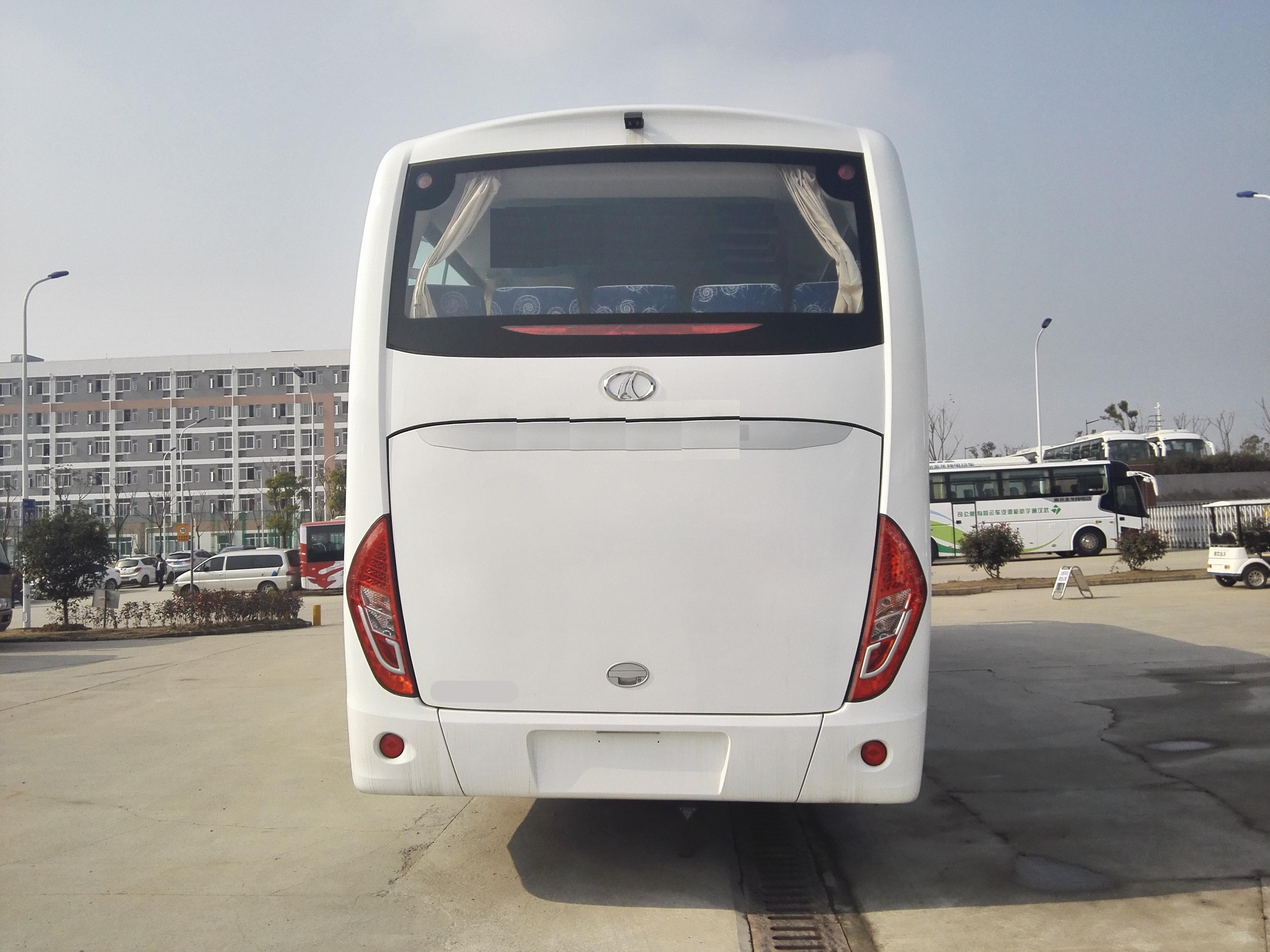 Used Luxury Coach Bus 10.8m 30 Seat Euro 3 Emission Standard with 10000km Mileage