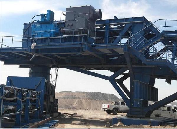 Buy cheap Crawler Mounted Transfer Conveyor For Waste Bulk Materials from wholesalers