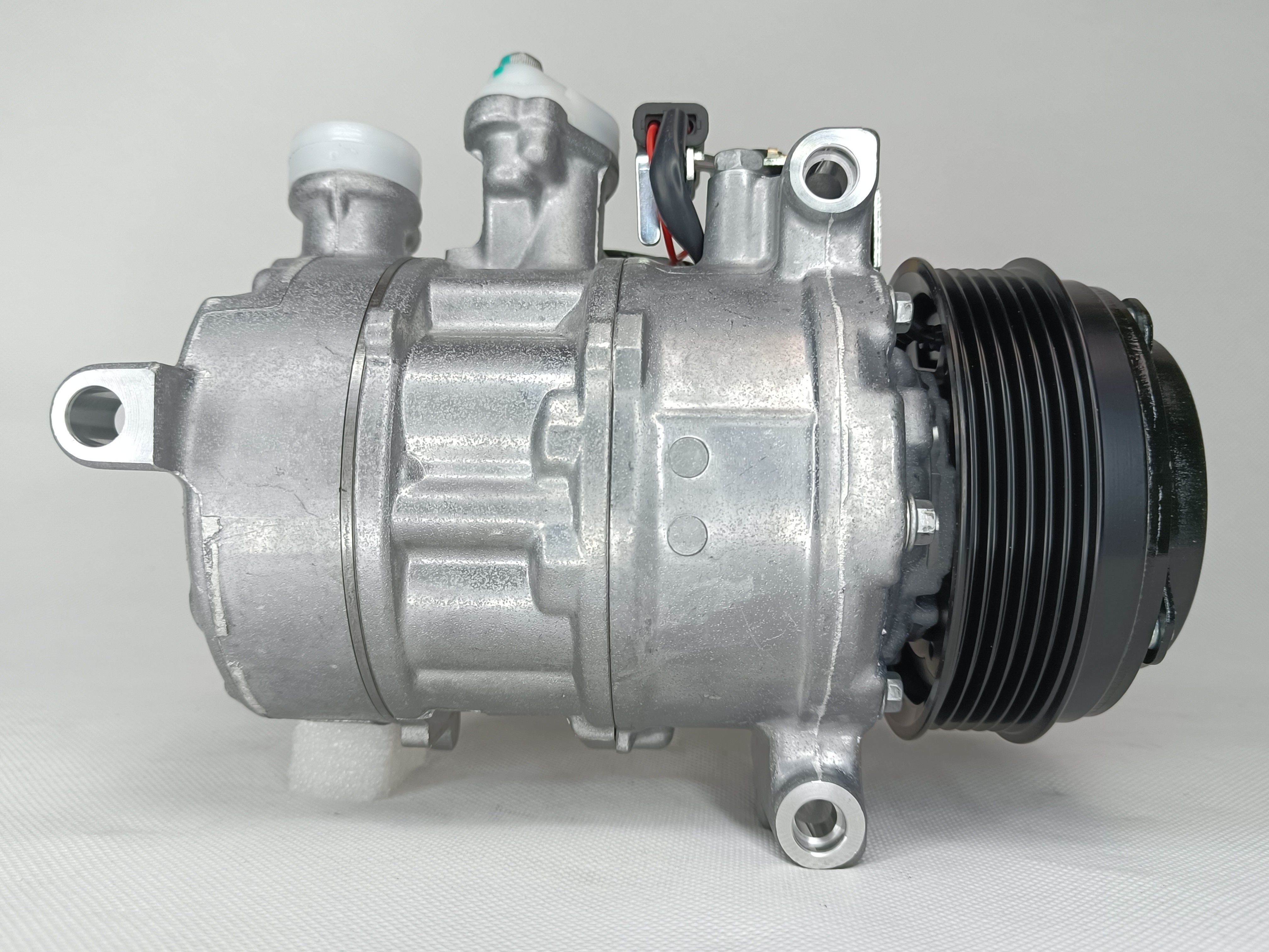 Auto Ac Conditioning Compressor For Benz GLC 0008306700 Compressor Assembly