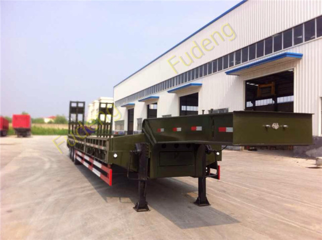 3 Axle Long Deck Low Bed Trailer , 80 Tons High Strength Steel Semi Low Bed Trailer