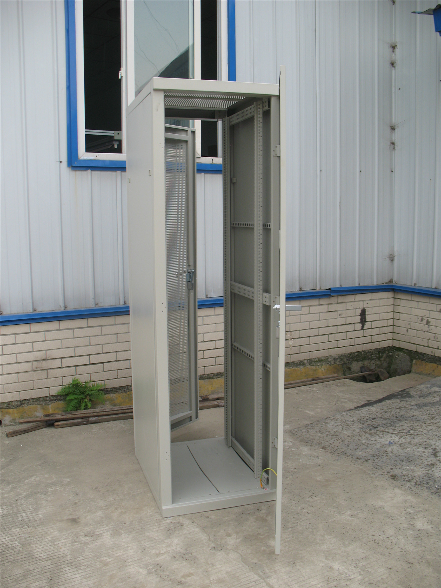 1.2/1.8/2/2.2m Height Indoor Network Cabinet High Density Fiber Distribution Frame