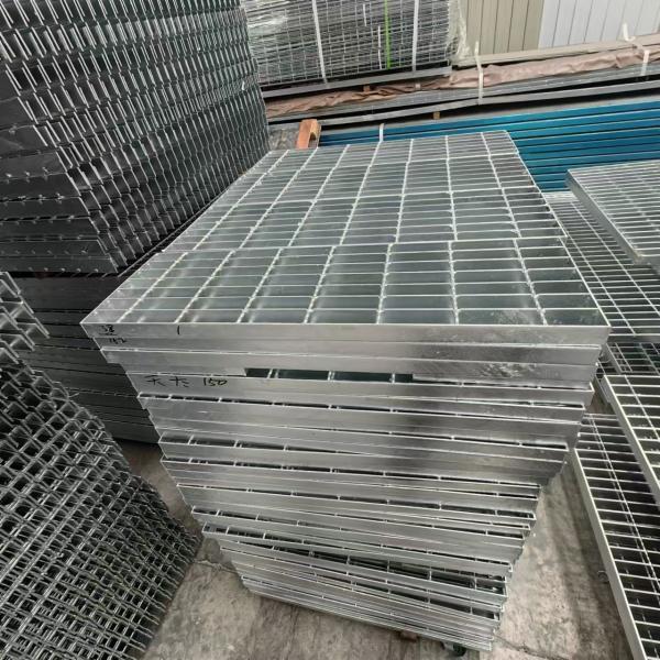 Buy cheap Custom Durability Steel/Aluminum/Stainless Steel Anti Slip Grating from wholesalers