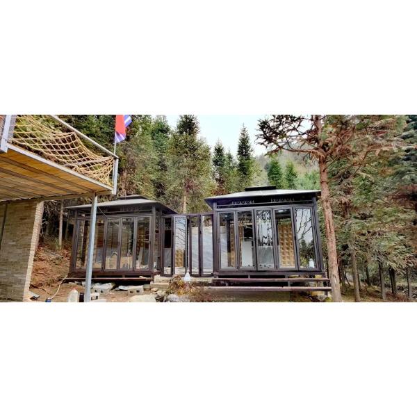 Breeze Desert Folding Window Combining Evaporative Cooling and Solar Reflection