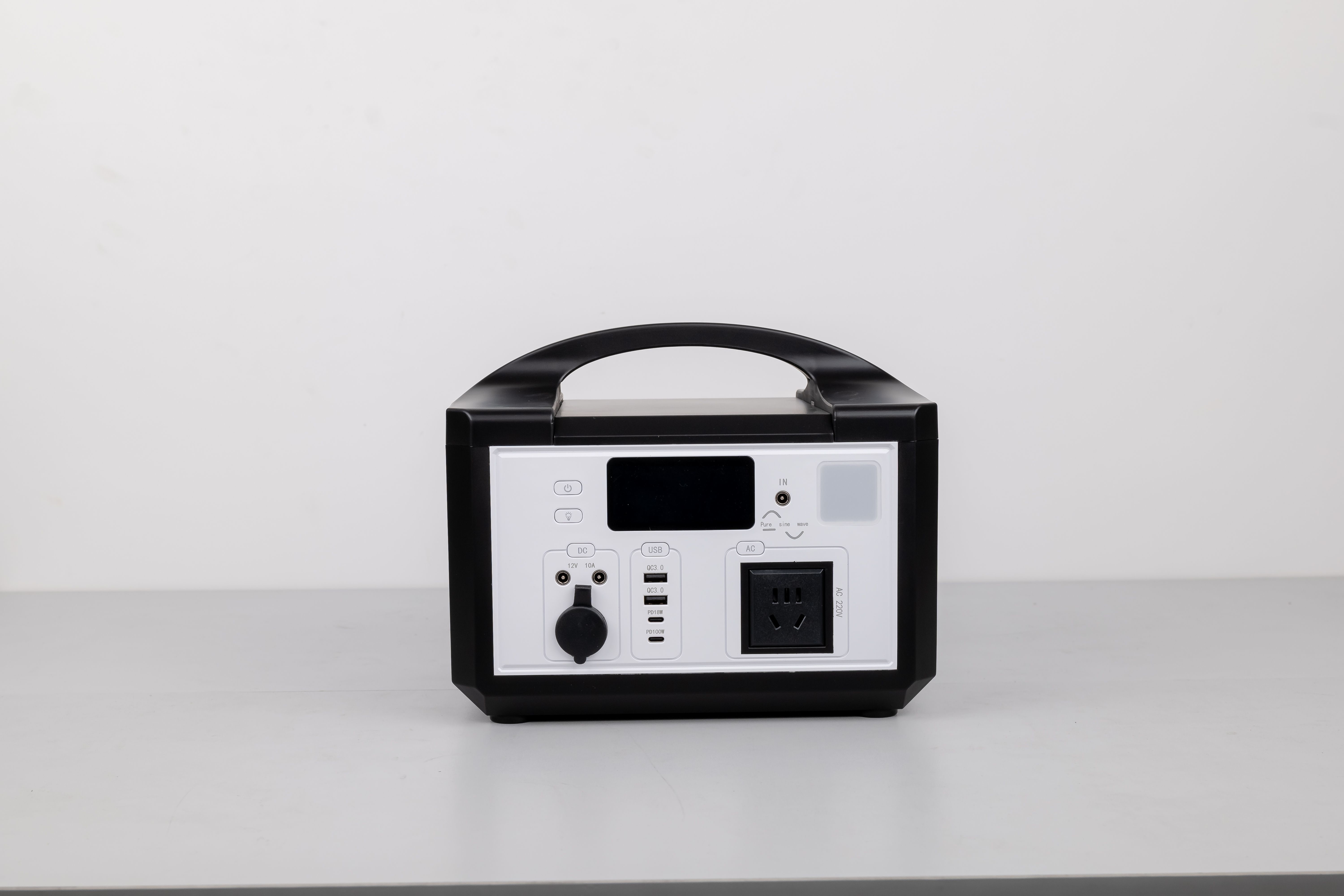 AC 110V/220V Fast Charge 1.5 Hours Home Energy Storage System Portable Power Source Built In BMS For RV /Camping